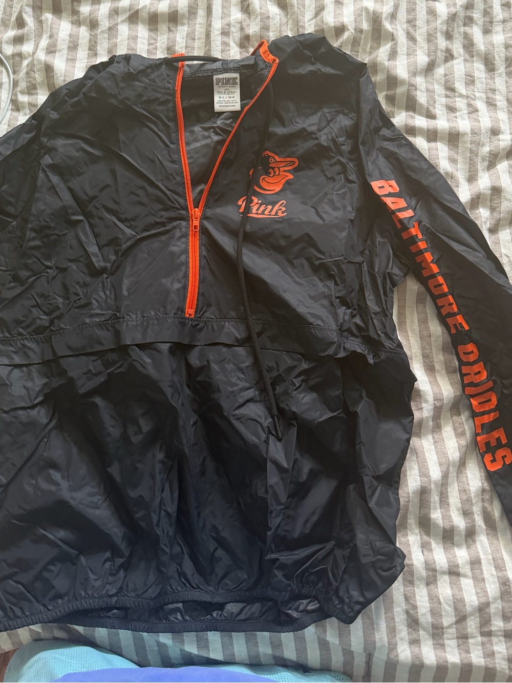 PINK Baltimore Orioles Black - size medium/large